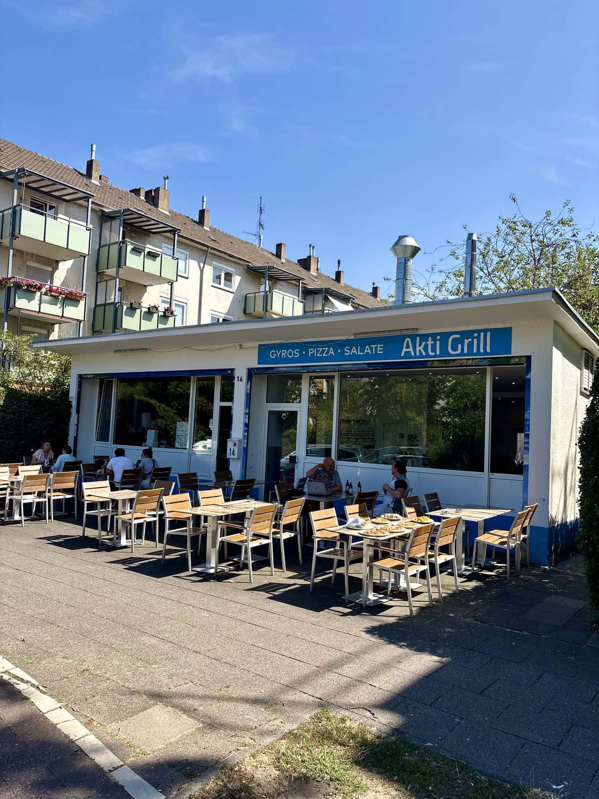 Akti Grill in Köln-Riehl, Barbarastraße 14